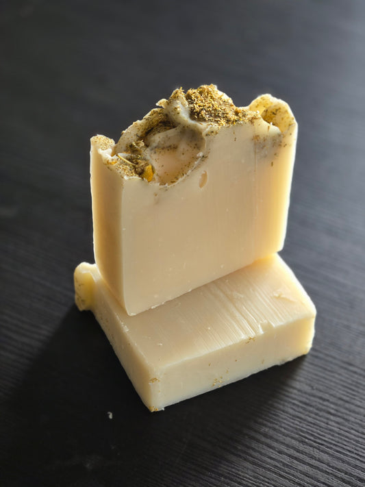 Yánggānjú Chá — Chamomile & Lavender Infused Soap